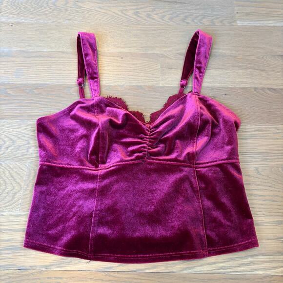 Abercrombie & Fitch Whimsigoth 90's Velvet Cropped Cami Tank Size Medium - Picture 4 of 8
